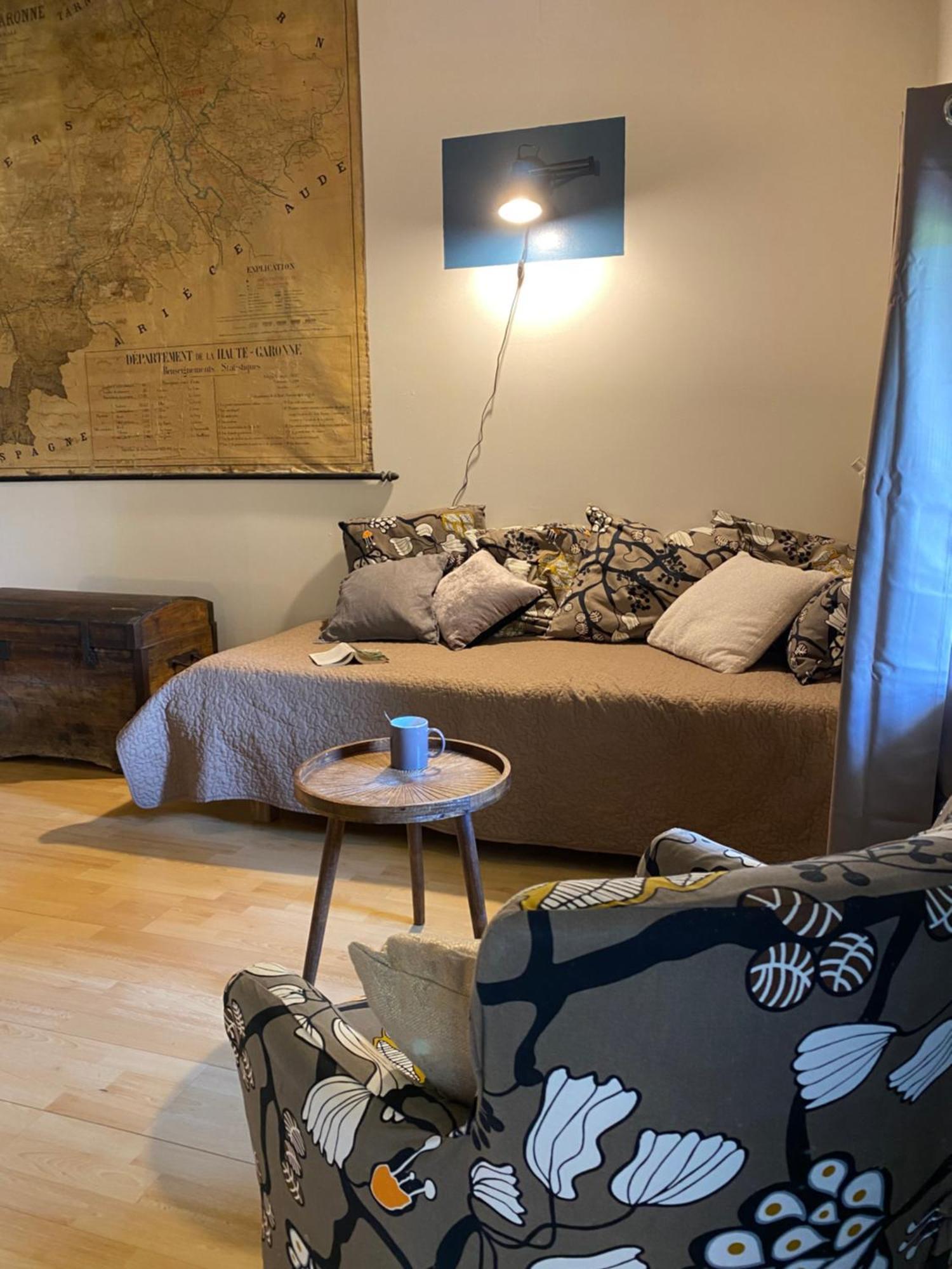 Le Repaire De La Reveuse Bed and Breakfast Saint-Frajou Kamer foto