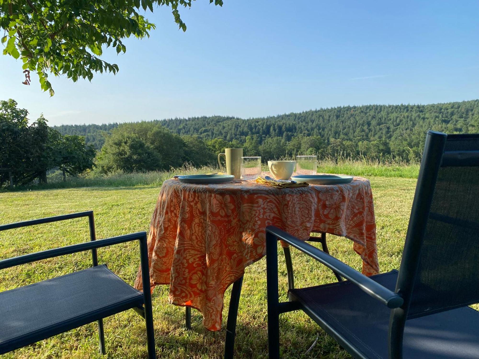 Le Repaire De La Reveuse Bed and Breakfast Saint-Frajou Buitenkant foto